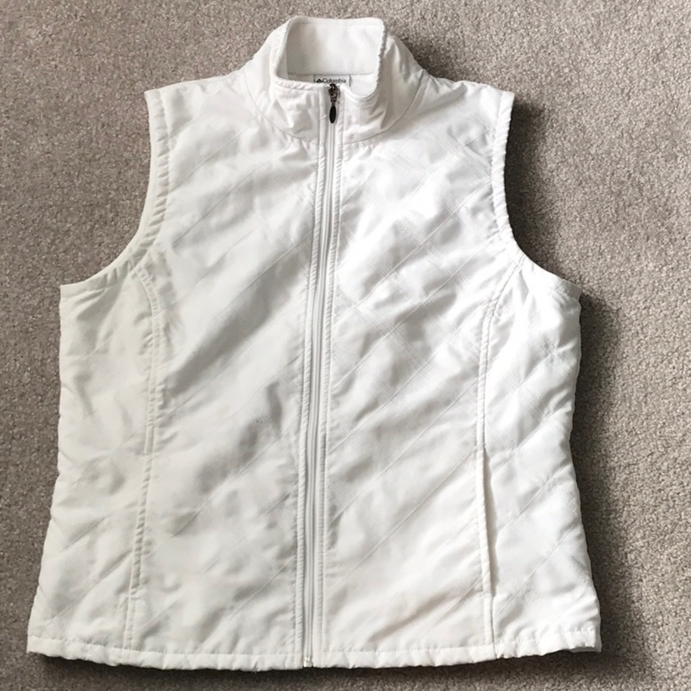 Columbia zip up vest